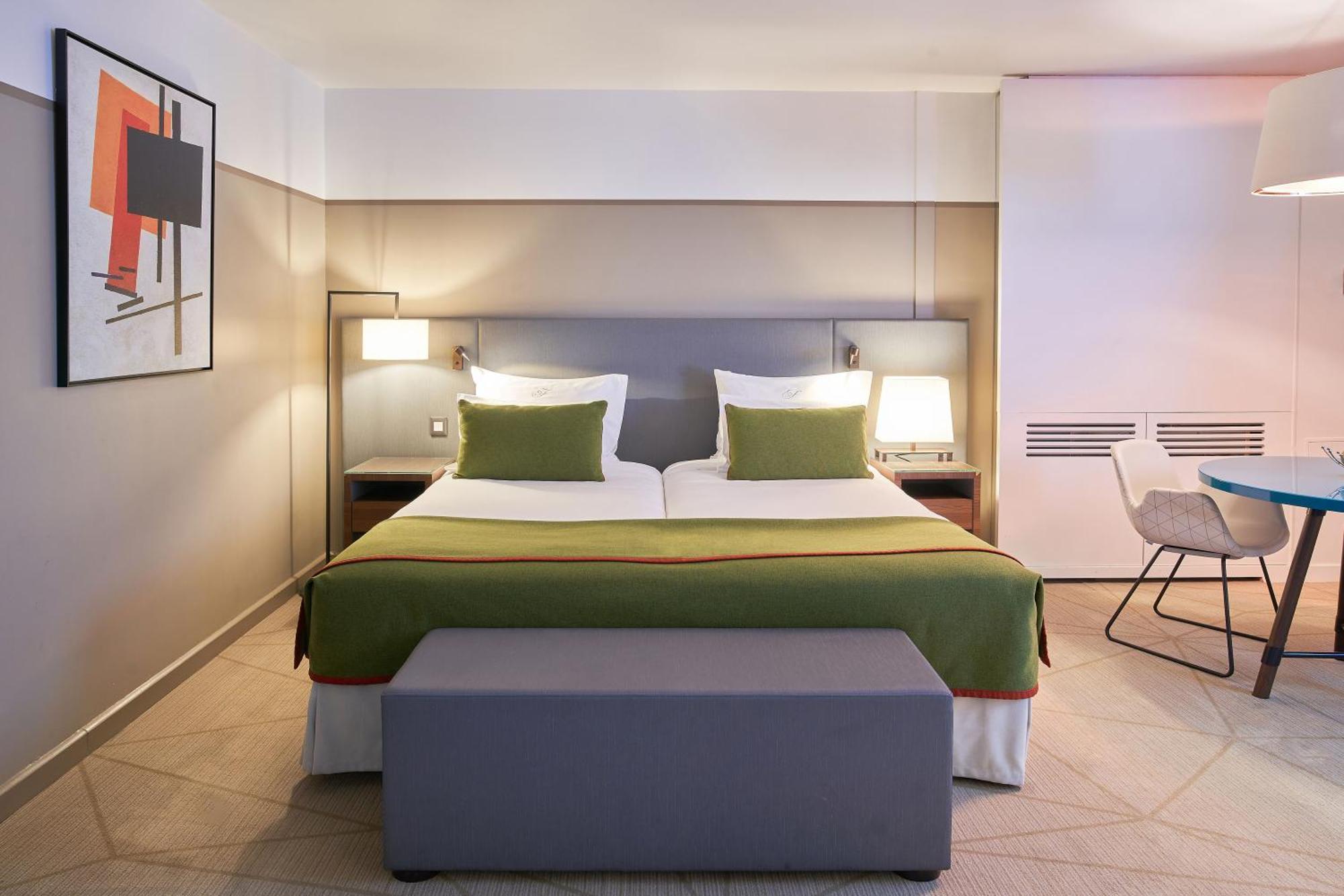 Fraser Suites Paris La Defense Courbevoie Eksteriør billede A room at the hotel